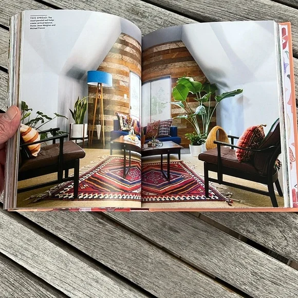 🧵🧶 Justina Blakeney’s The New Bohemians Handbook: Come Home to Good Vibes - Picture 10 of 11